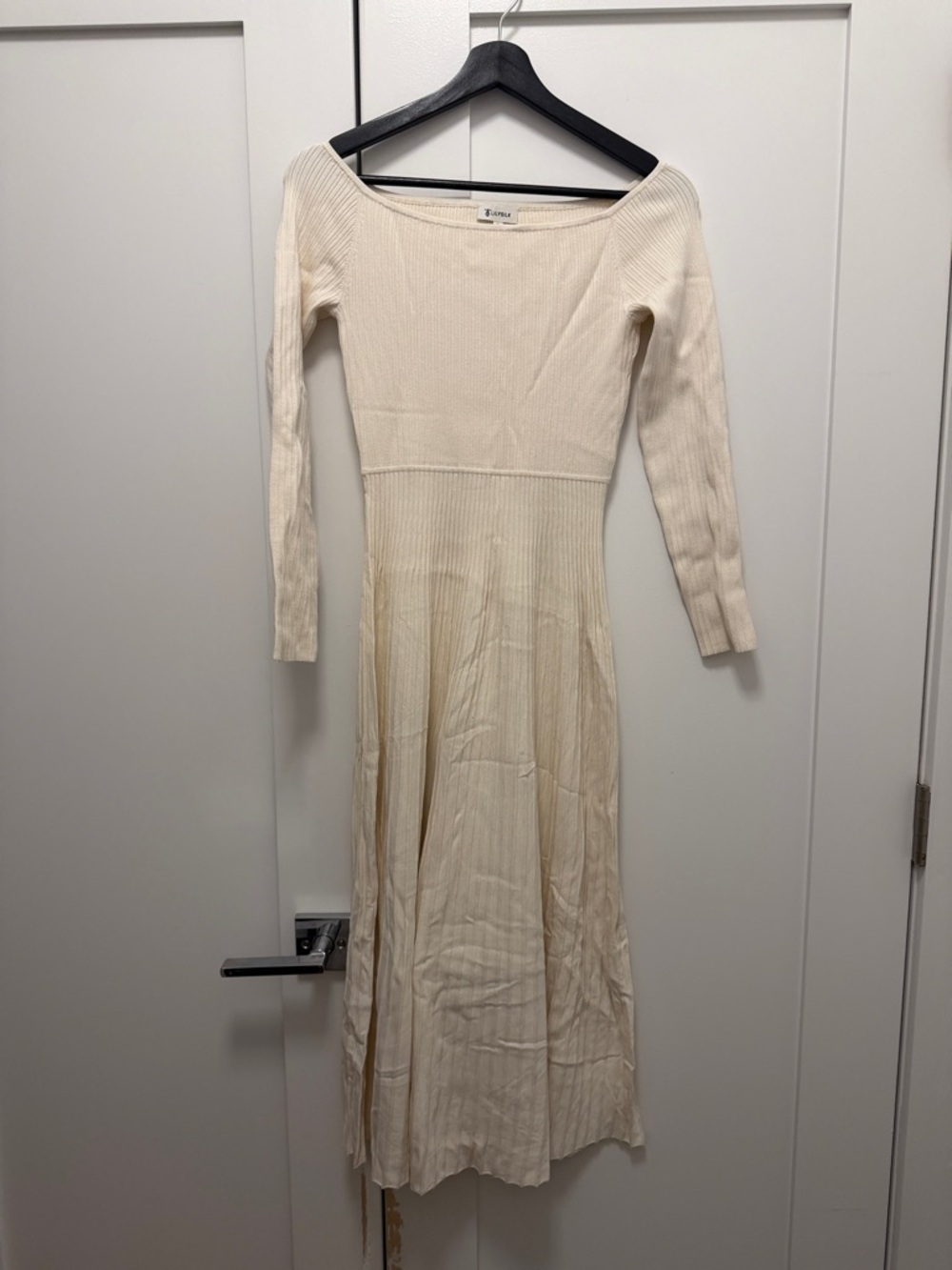 Lilysilk Ribbed Knit off the shoulder Long Sleeve Cream Dress